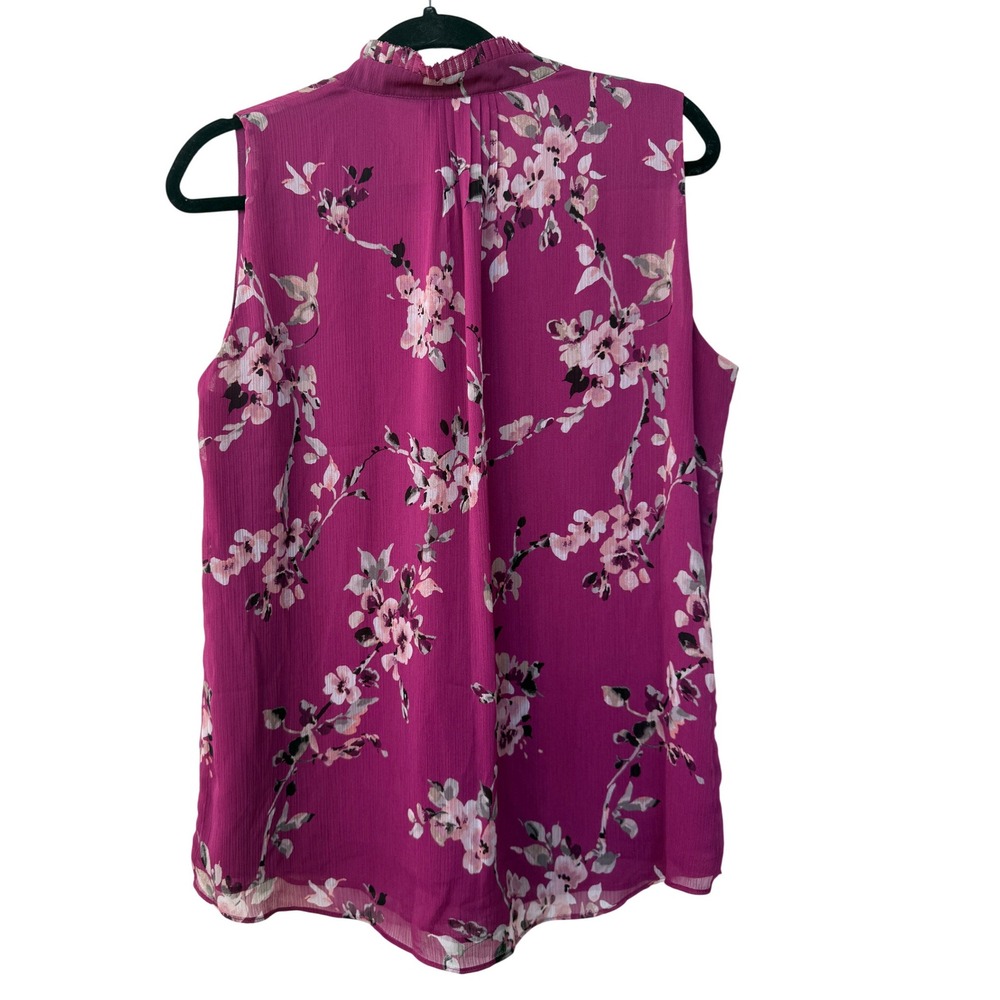 White House Black Market Magenta Floral Ruffle V-Neck Sleeveless Blouse Medium - Picture 2 of 4